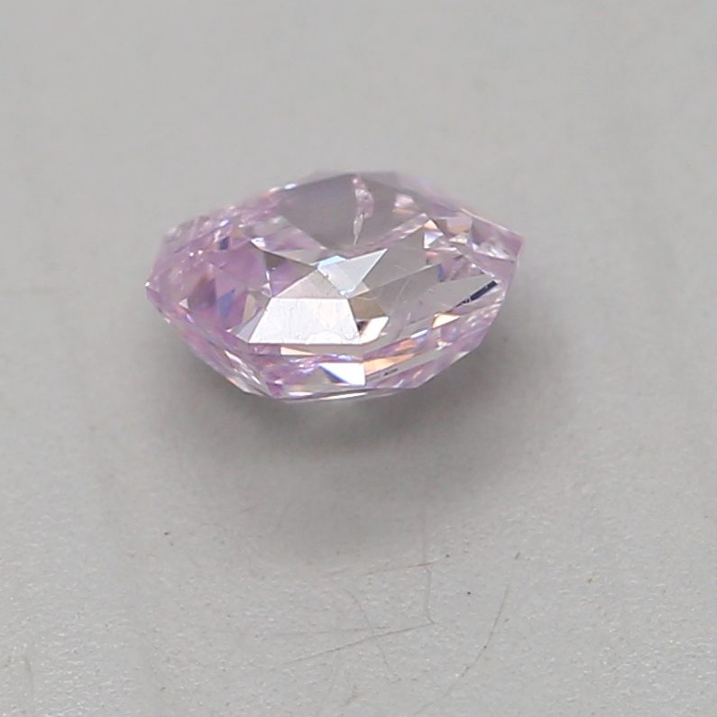 0.26 carat fancy pink-purple radiant diamond certified by GIA