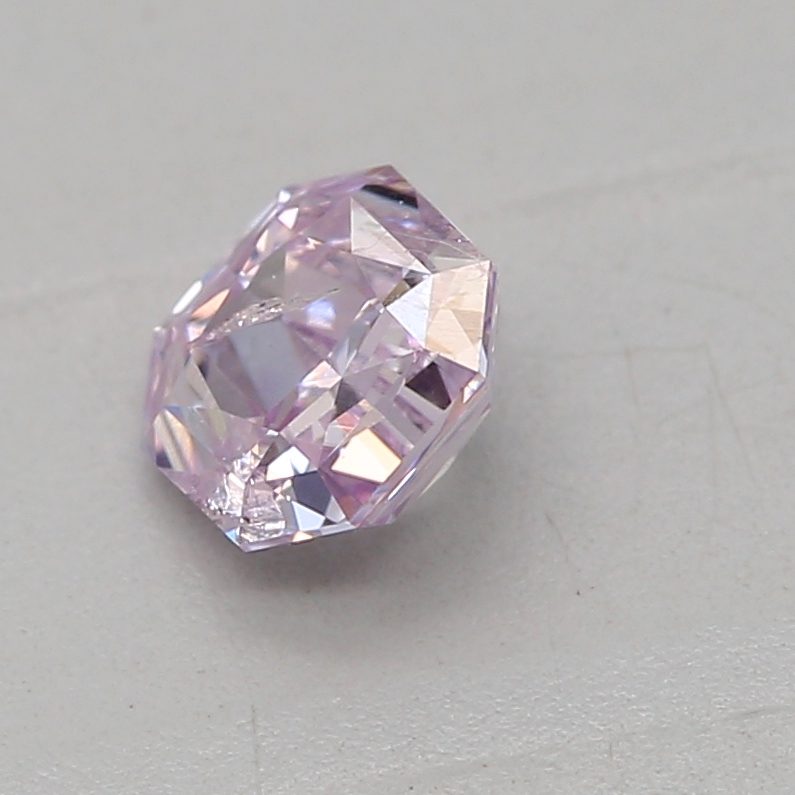 0.26 carat fancy pink-purple radiant diamond certified by GIA
