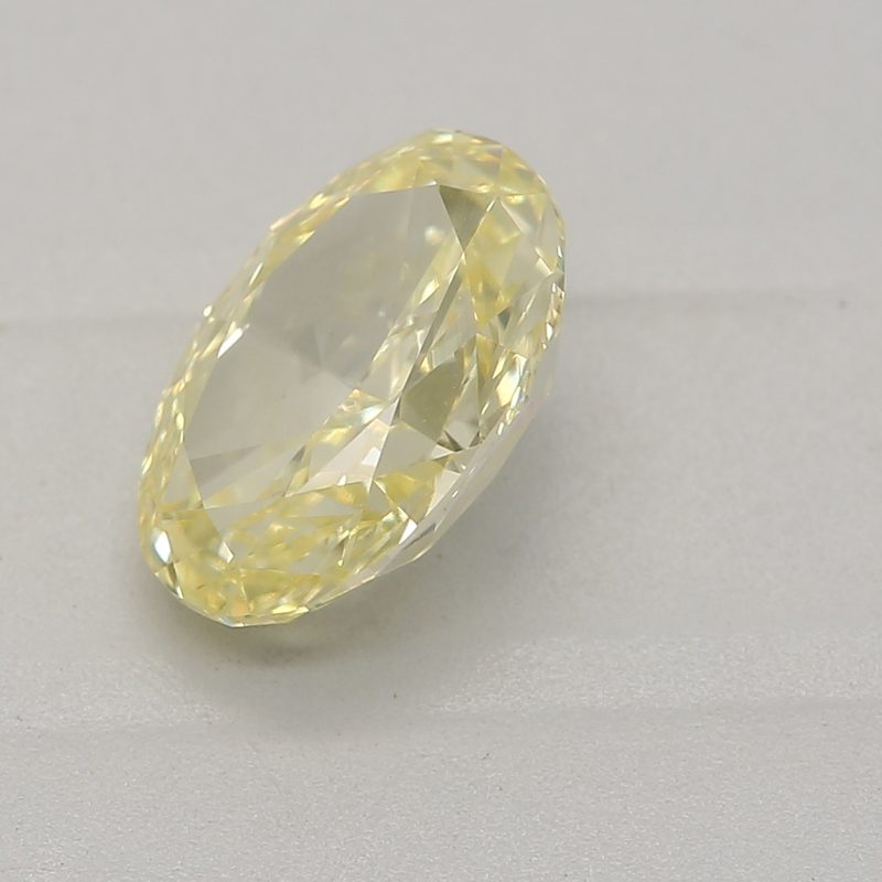 1 carat fancy yellow oval diamond certified by GIA