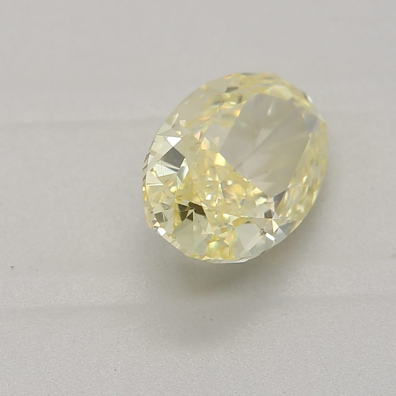 1 carat fancy yellow oval diamond certified by GIA