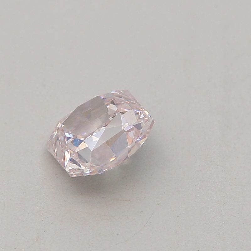 0.26 carat fancy light purplish pink square radiant diamond certified by GIA