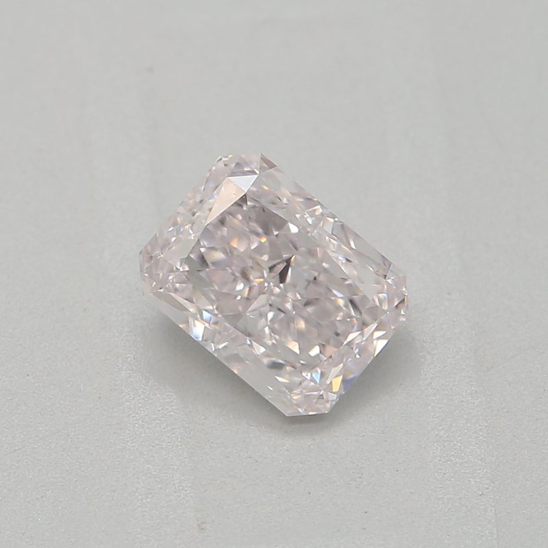0.55 carat faint pink radiant diamond certified by GIA