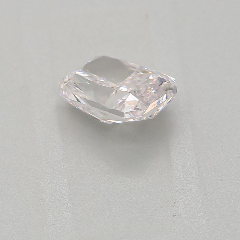 0.55 carat faint pink radiant diamond certified by GIA