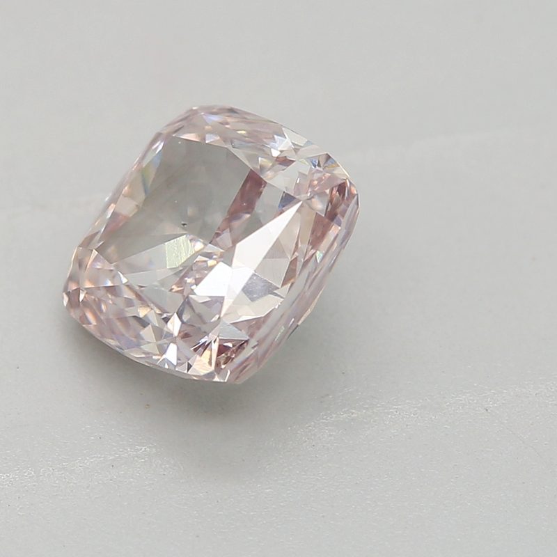 1.02 carat fancy brownish pink cushion diamond certified by GIA